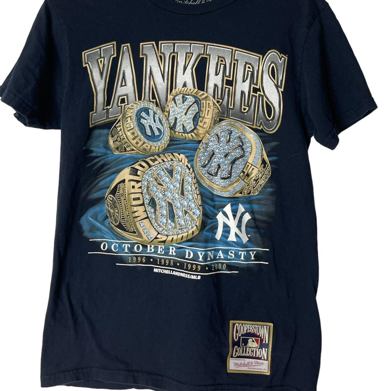 Mitchell & Ness Yankees Dynasty T-Shirt