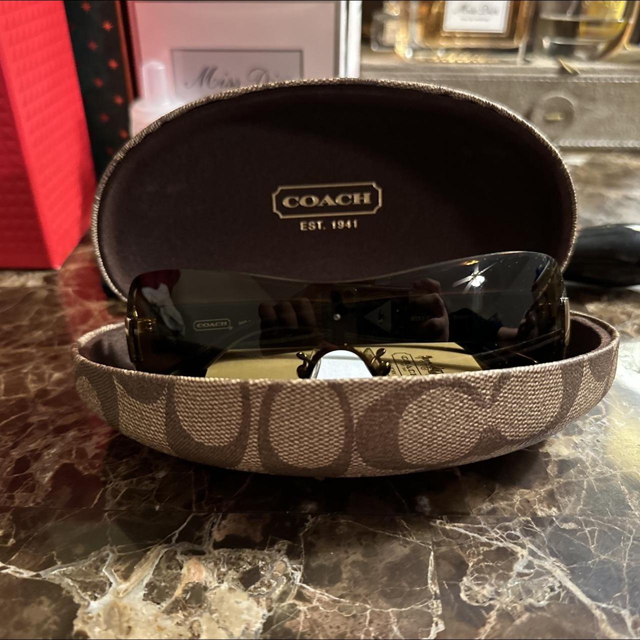 Coach hotsell daniella sunglasses