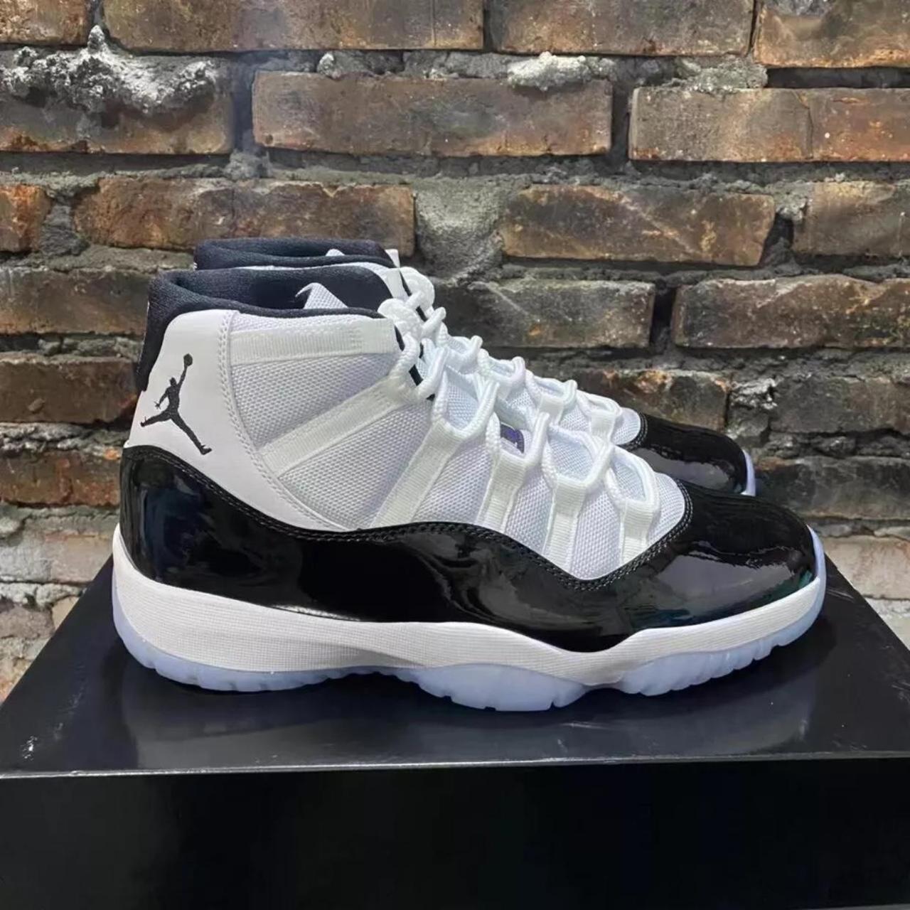 concords 11 size 8.5