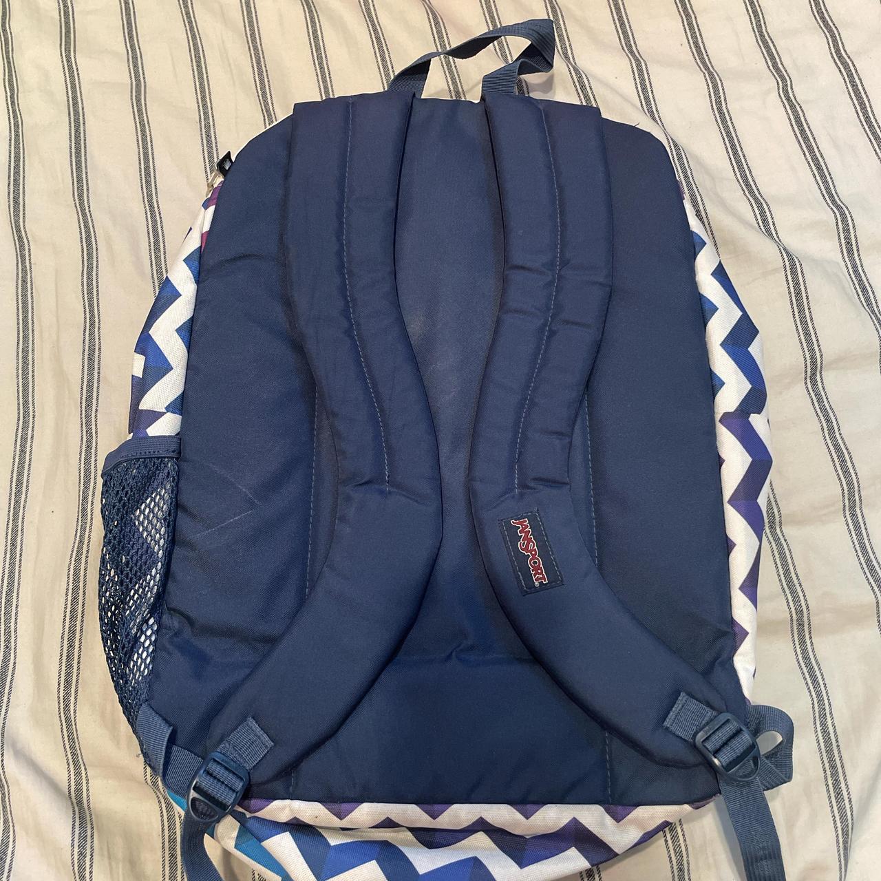 super cute jansport y2k chevron backpack! the zig | Depop