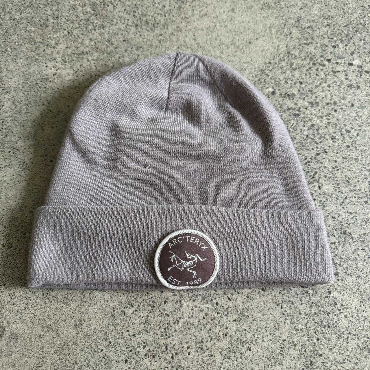 arcteryx bird patch toque - no longer sold - slight... - Depop