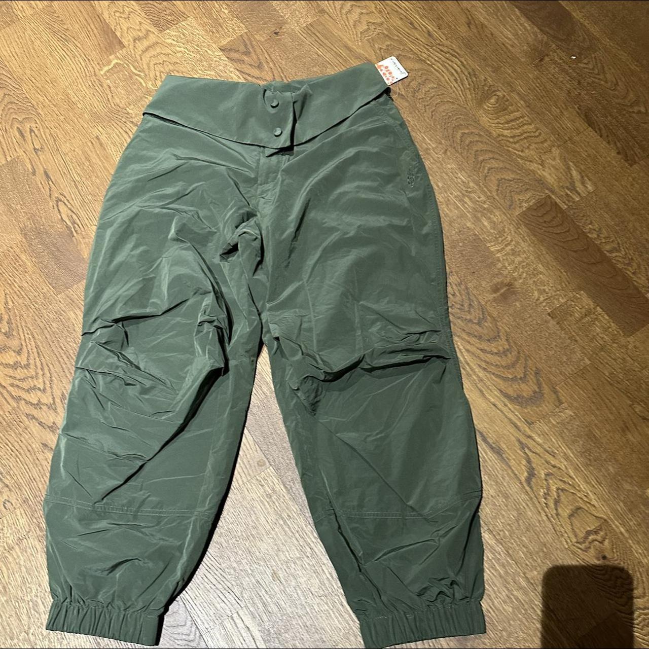 Free People khaki cargo pants with folded waistband.... - Depop