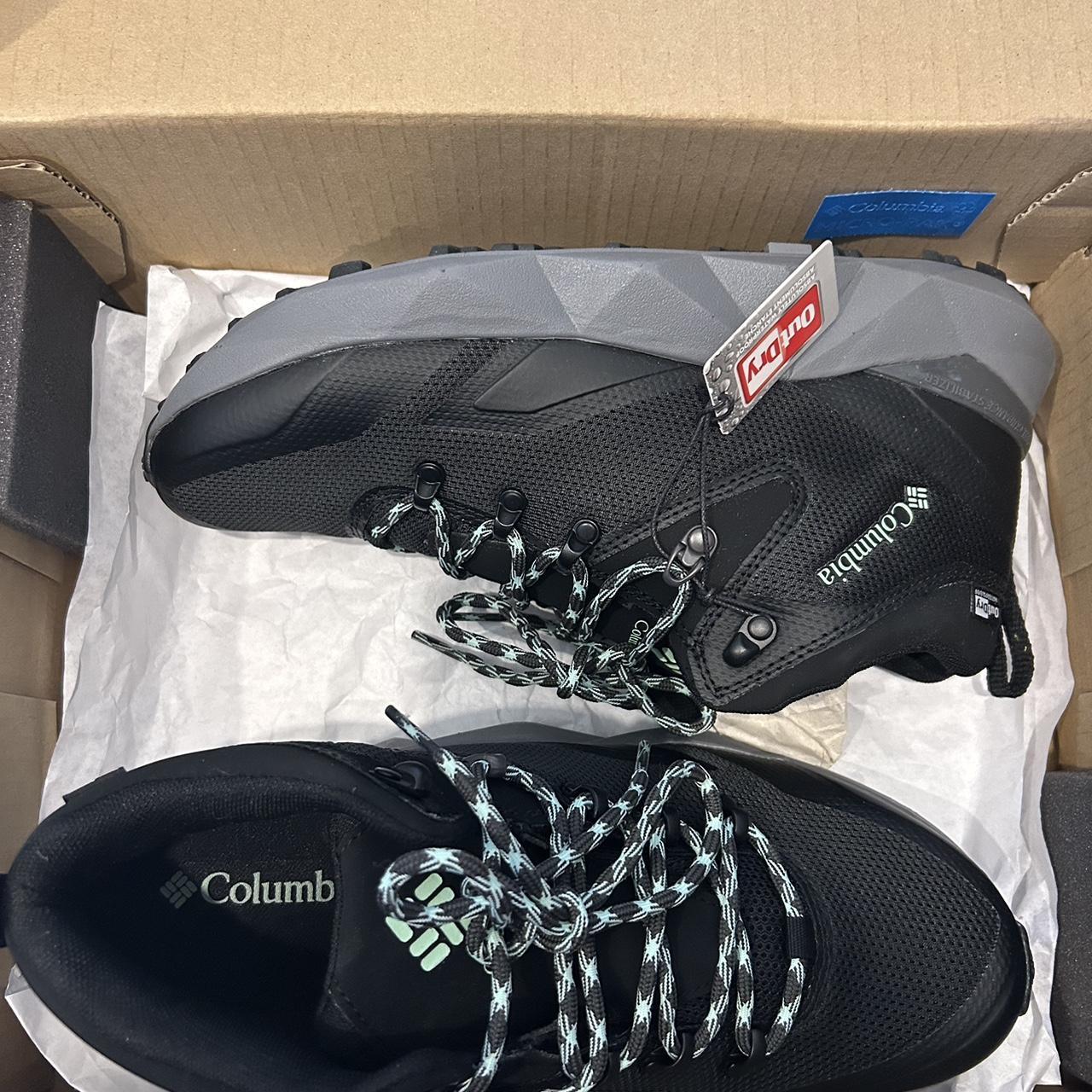 columbia contour comfort shoes
