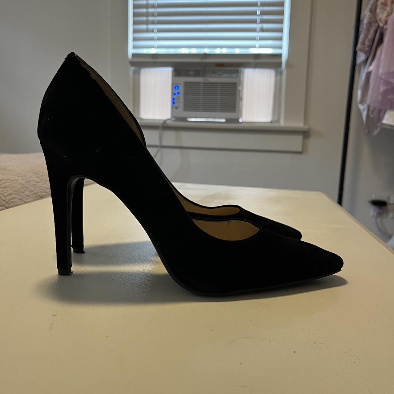 vince camuto pumps black