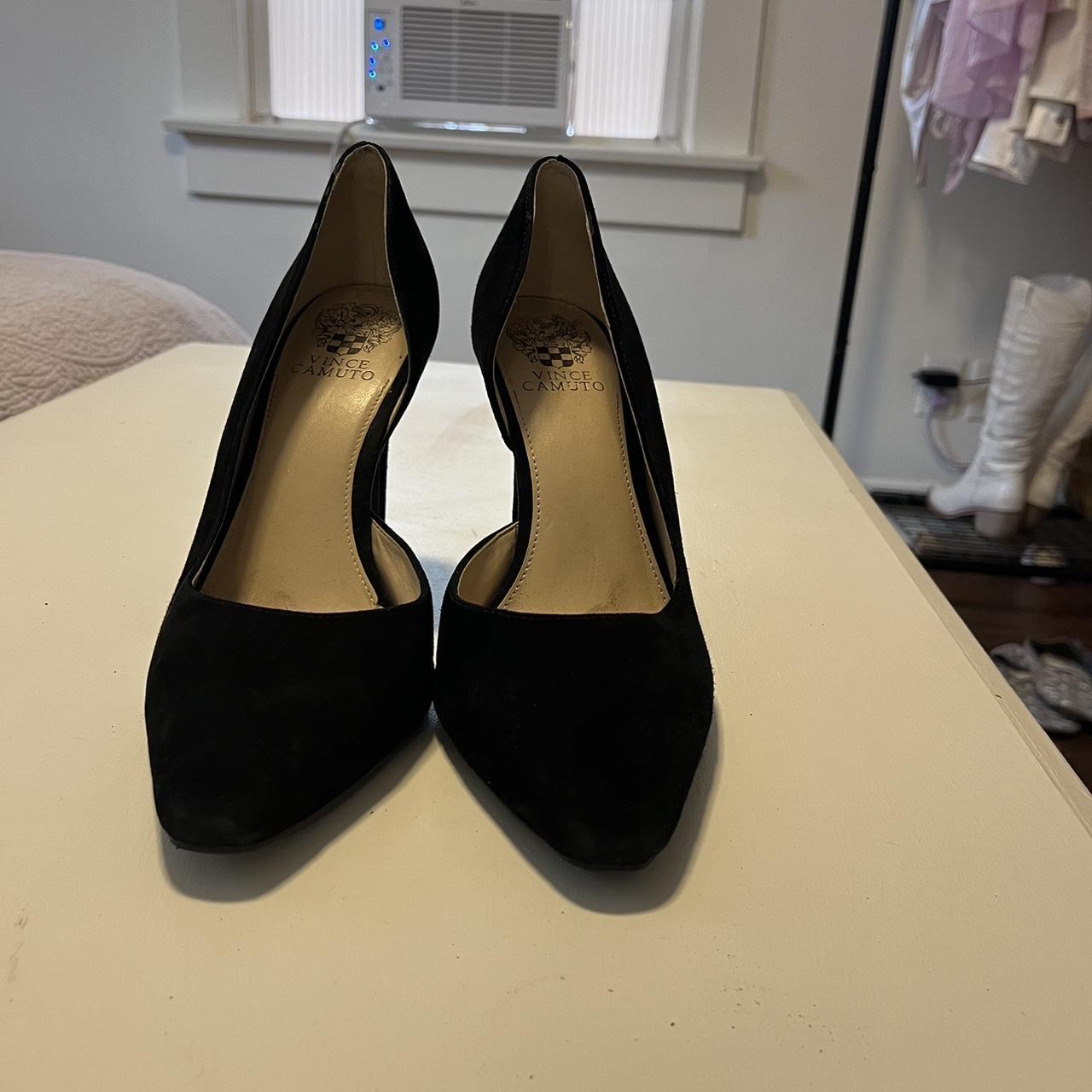 vince camuto pumps black