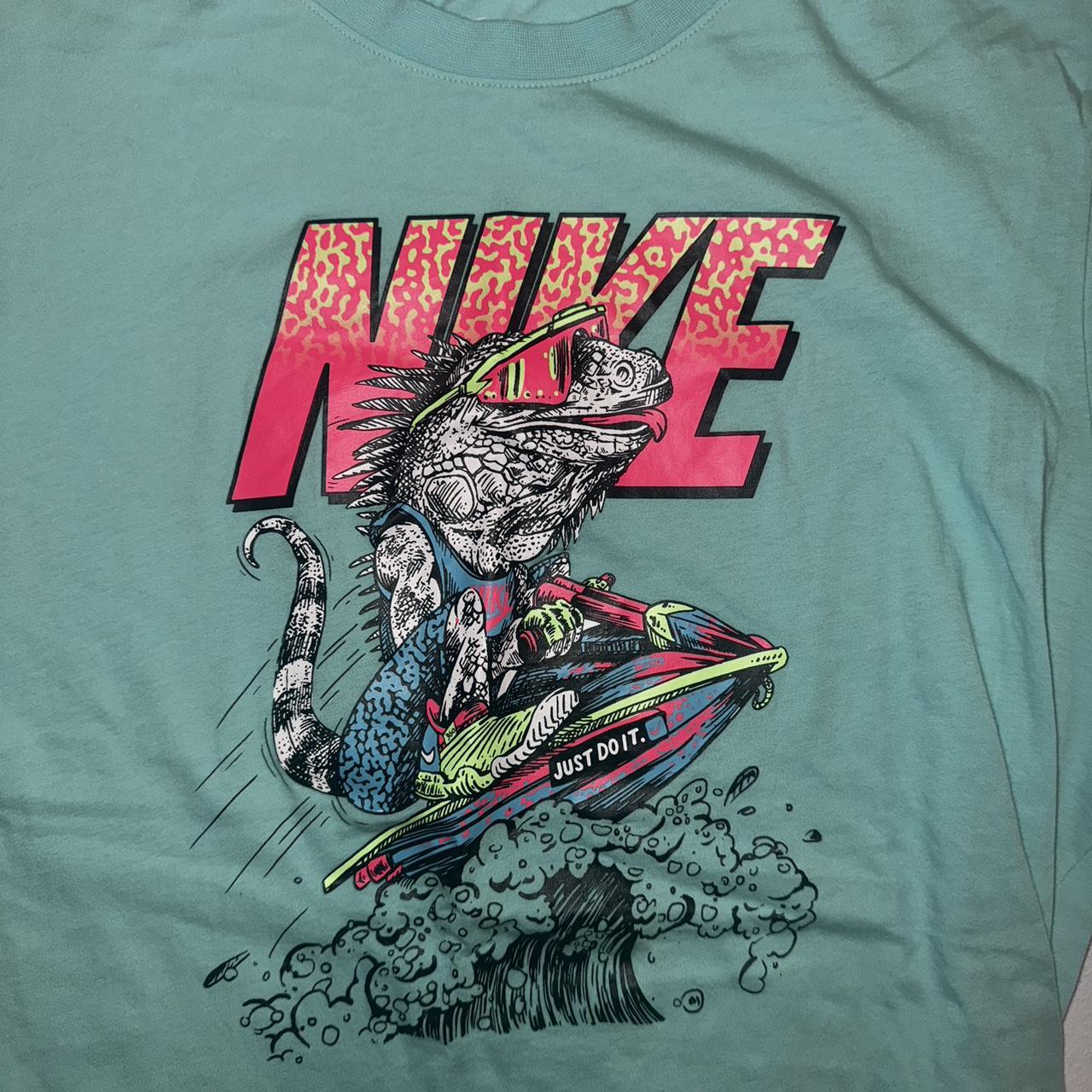 Men’s Nike t-shirt, iguana wearing pit vipers