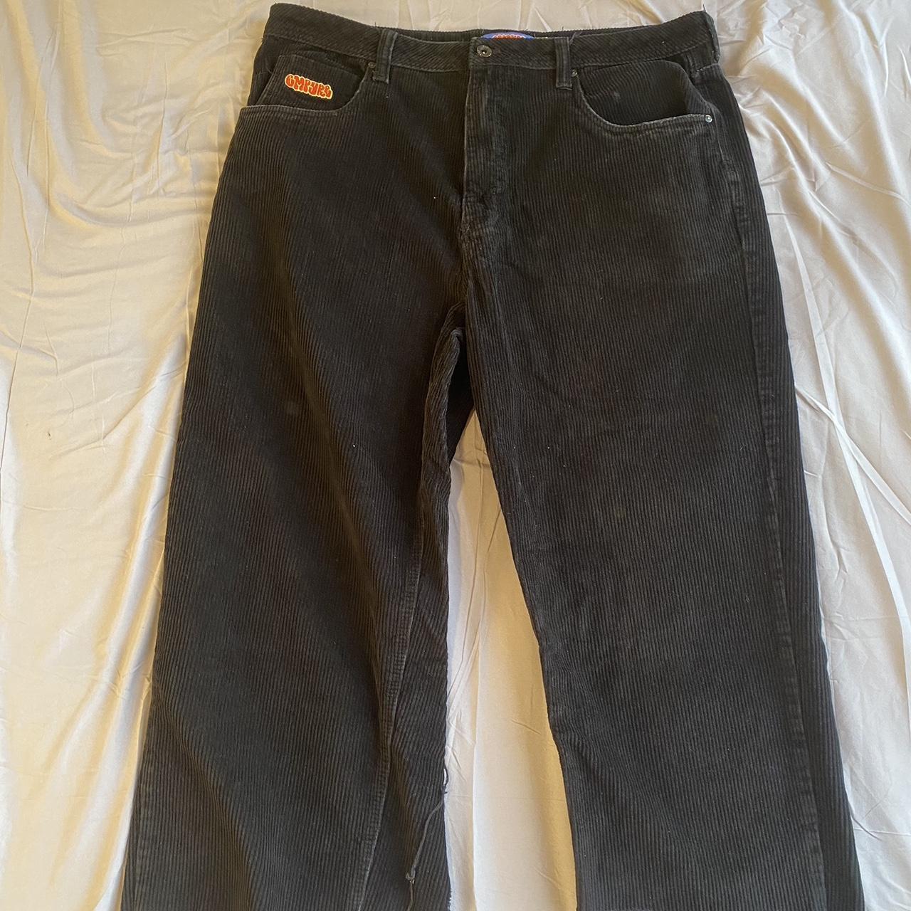 Emprye Corduroys pants. The pants have a small rip - Depop