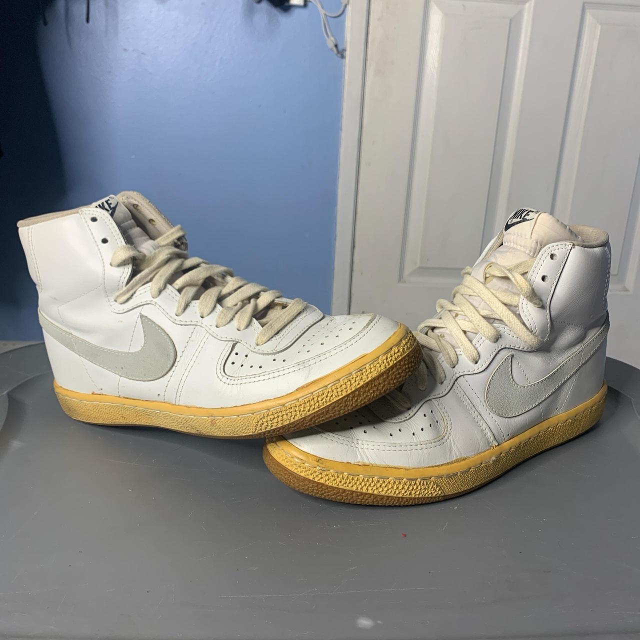 Vintage 1980s Korea made Nike legend high OG White