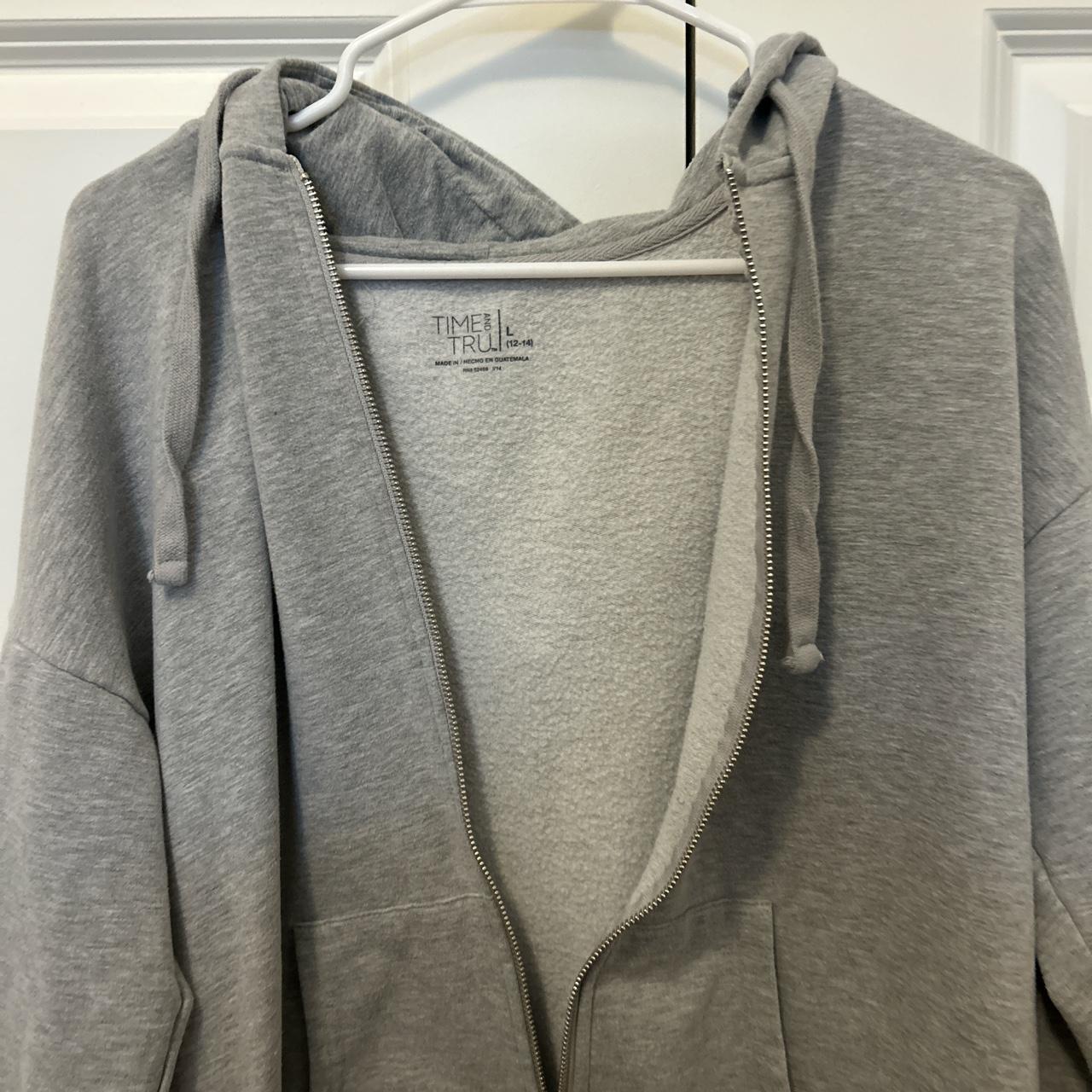 Grey zip up hoodie! I put it over crop tops! - Depop