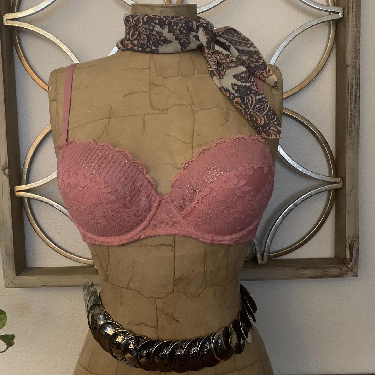 Women's Victoria's Secret bra lined demi Size - Depop