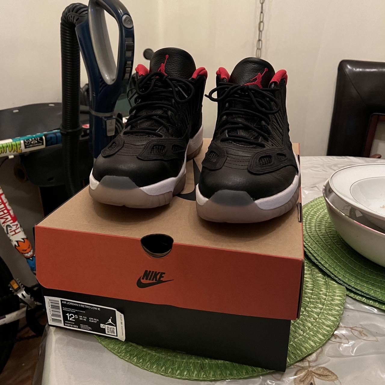 mens jordan 11 low