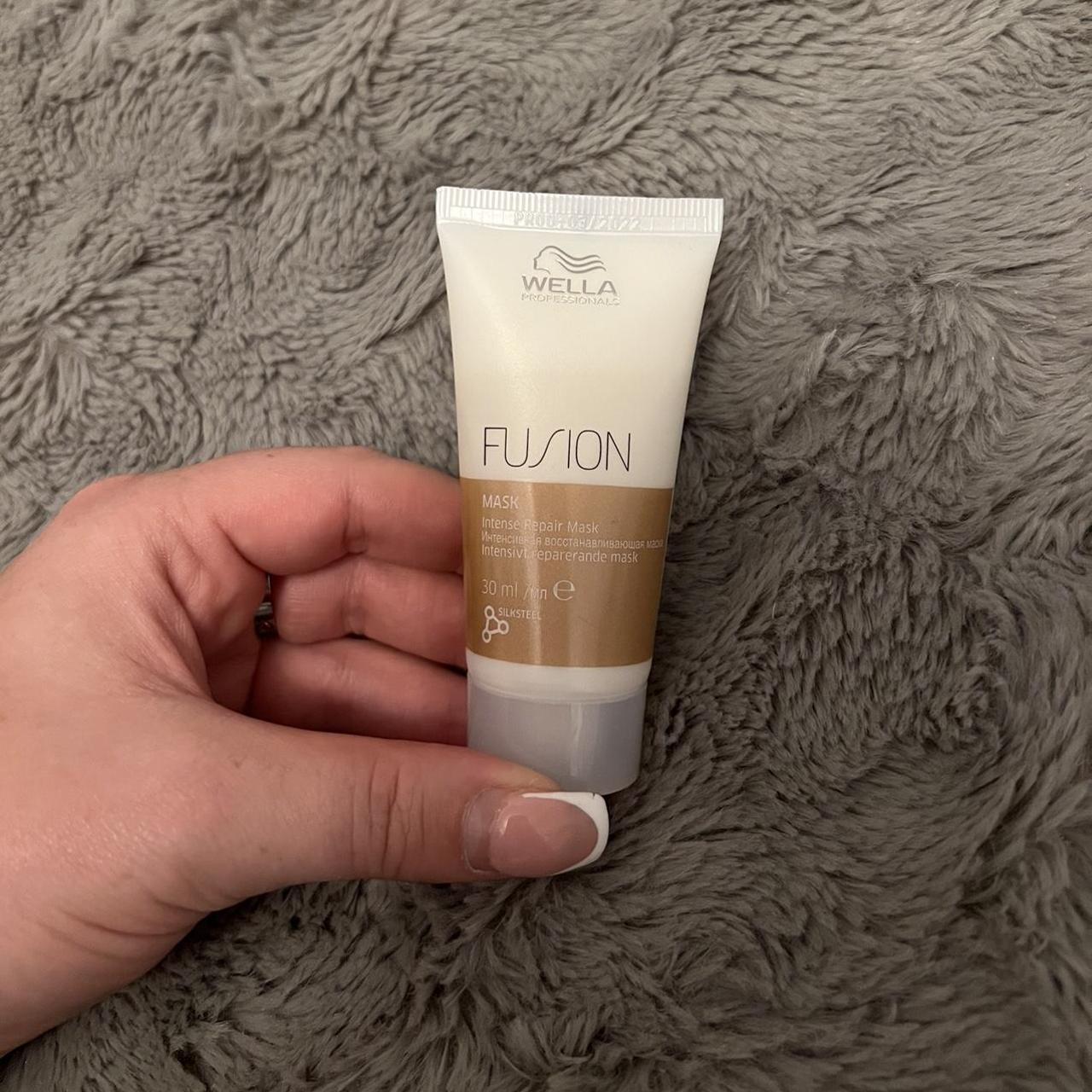 Wella intense repair mask brand new 30ml - Depop