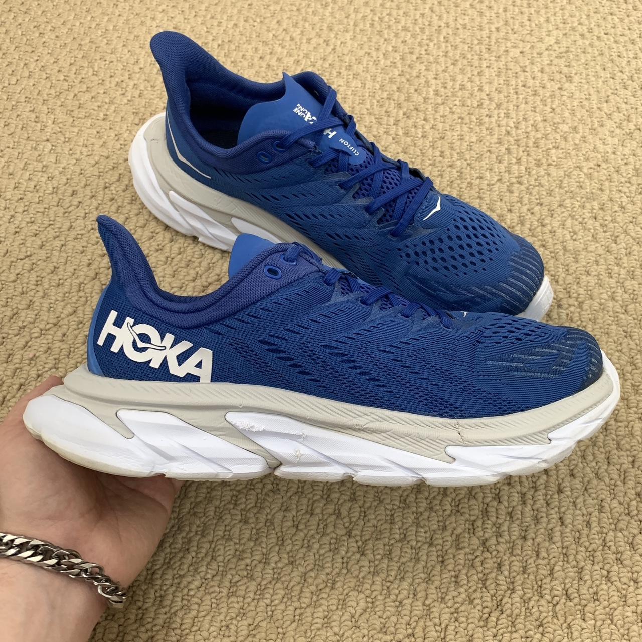 hoka one one max cushion