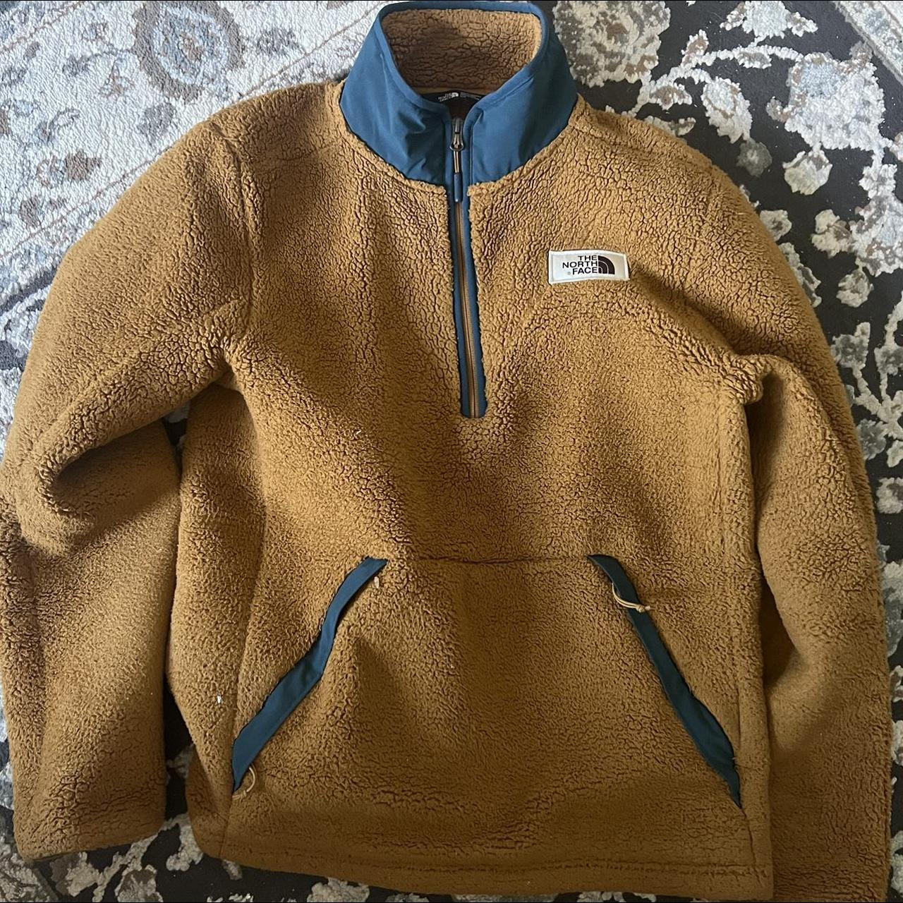 The north face Sherpa quarter zip - Depop