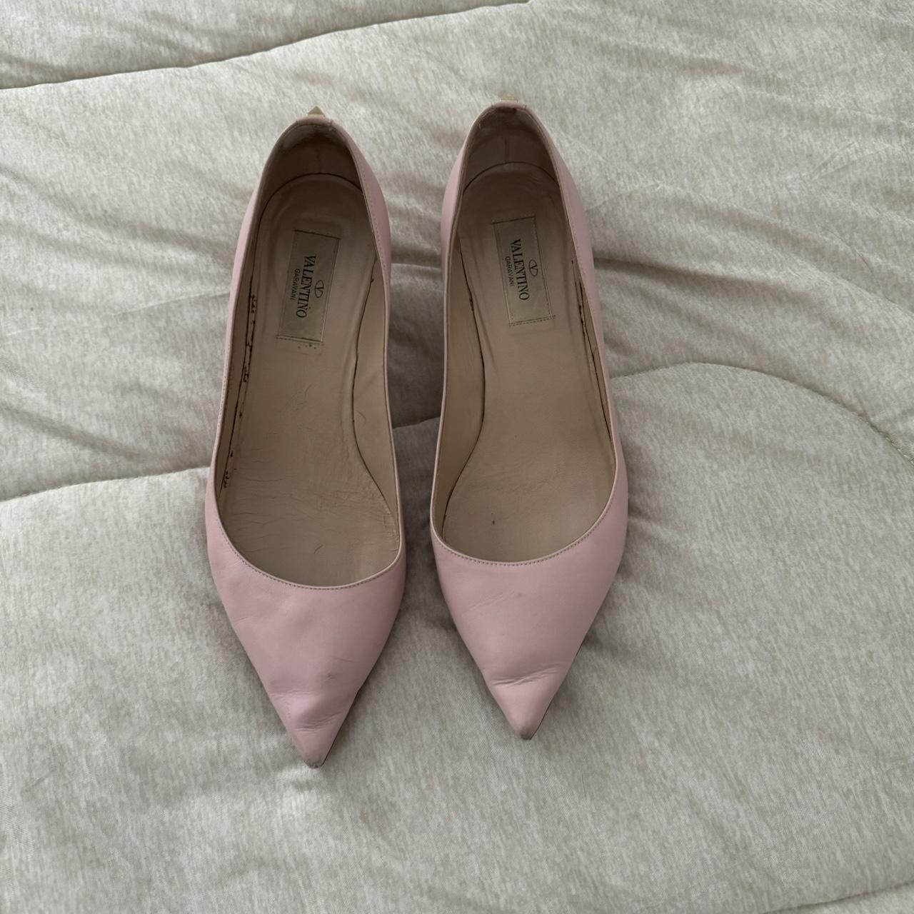 Light pink discount valentino shoes