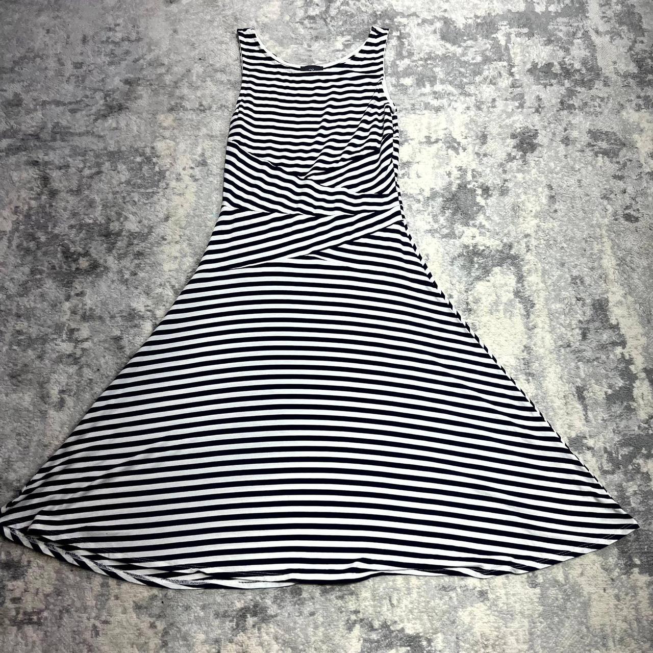 Market and clearance spruce striped dress