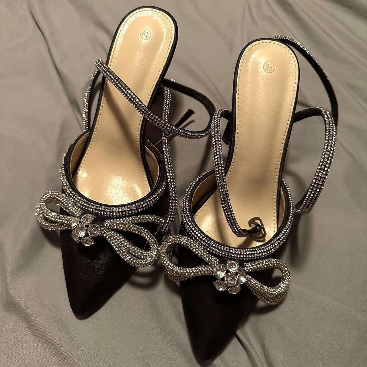 VETASTE Double bow crystal stiletto pumps Size... - Depop