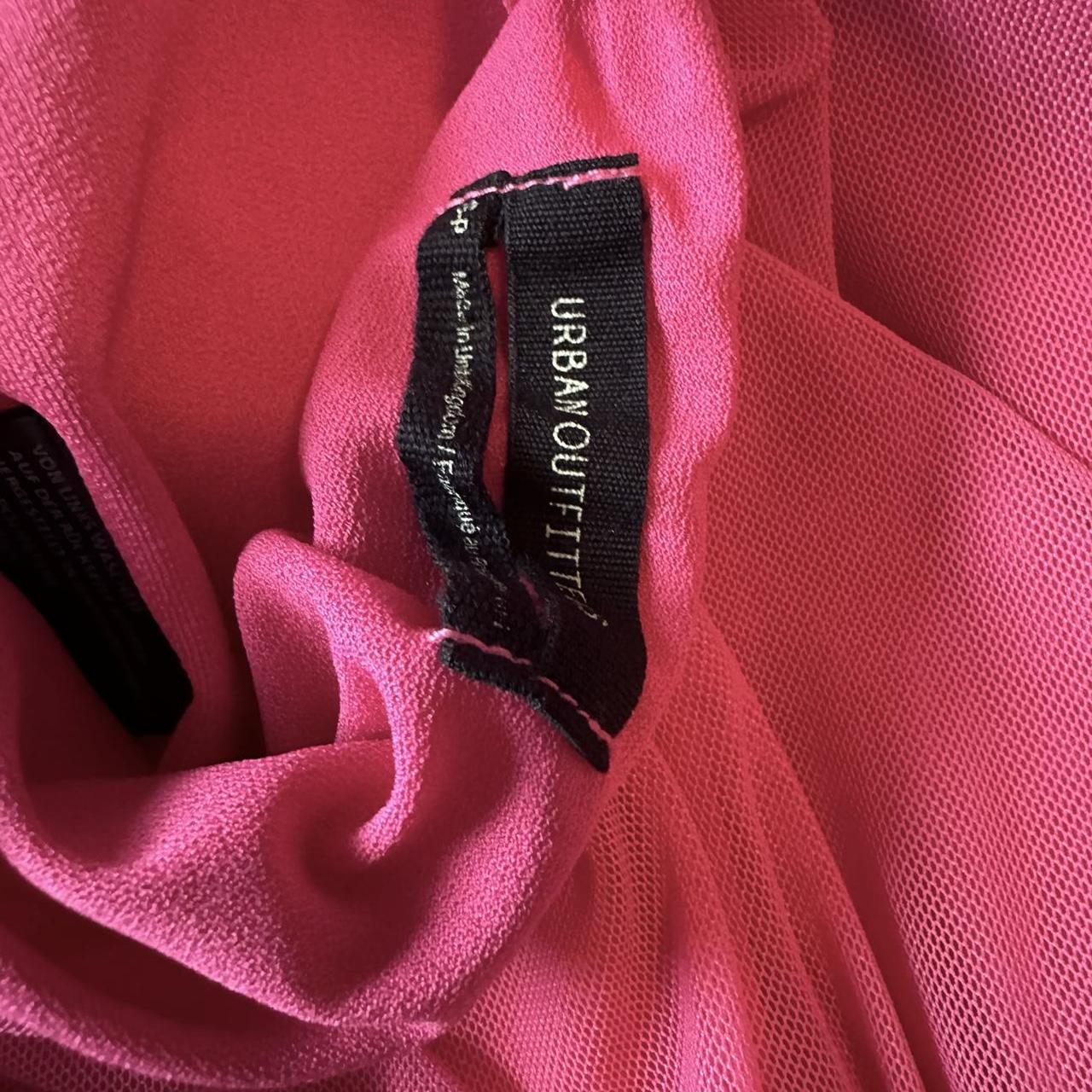Pink halter top 🎀 Size S Worn twice no PAYPAL #pink... - Depop