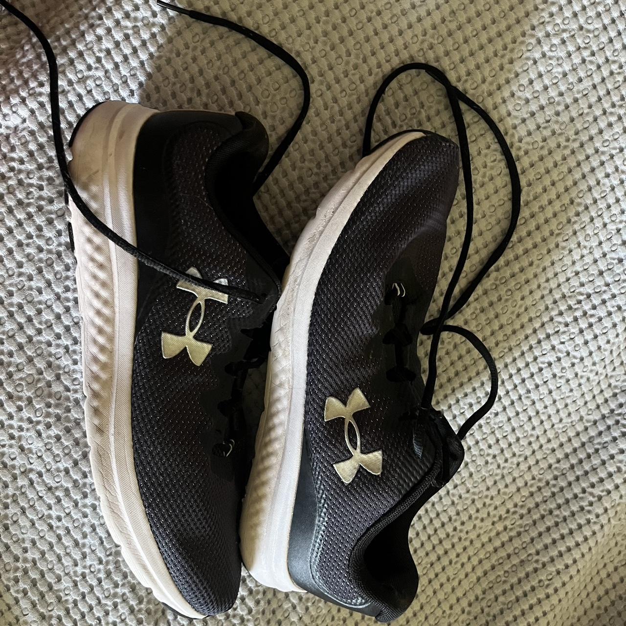 under armor soccer shoes