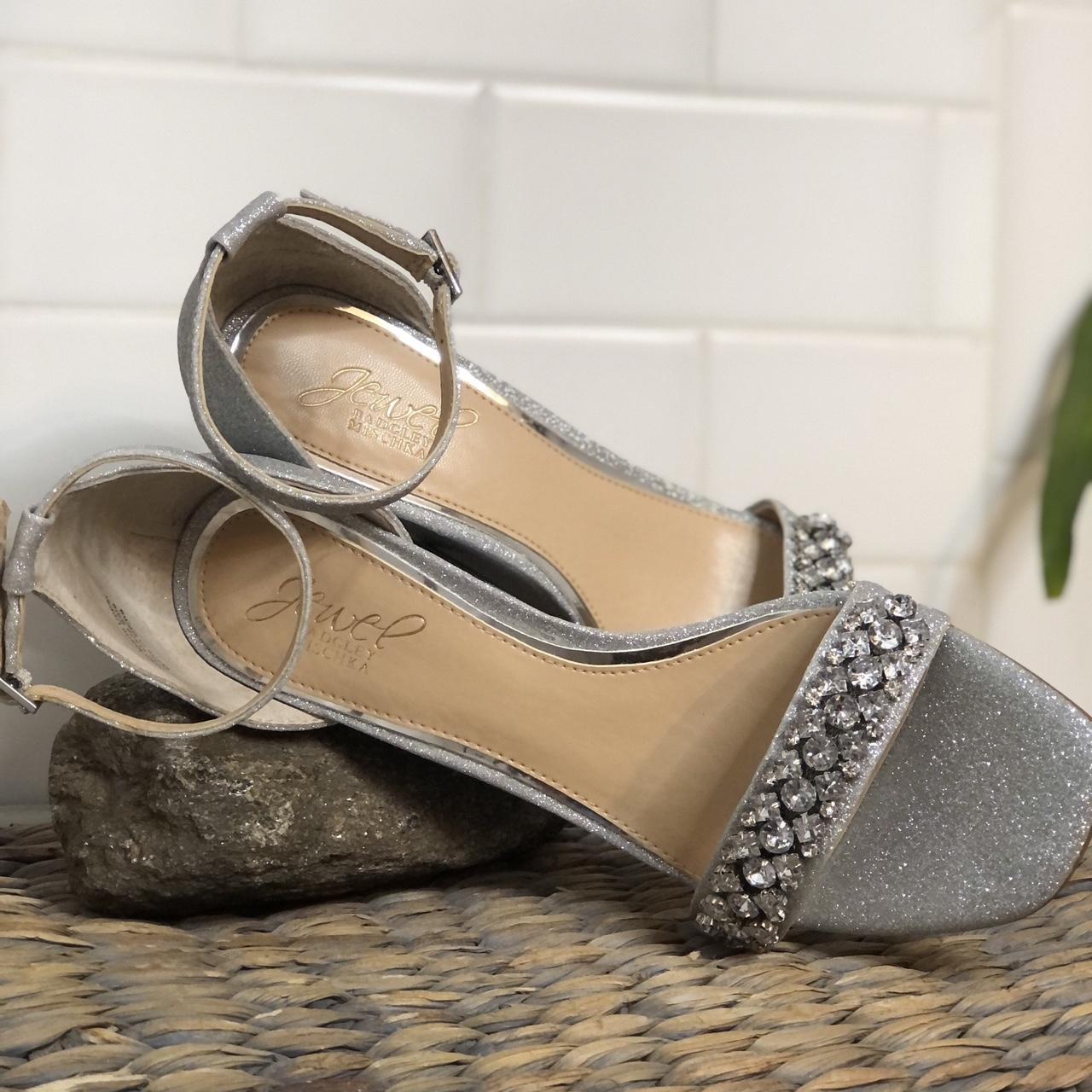 Badgley mischka deals silver wedges