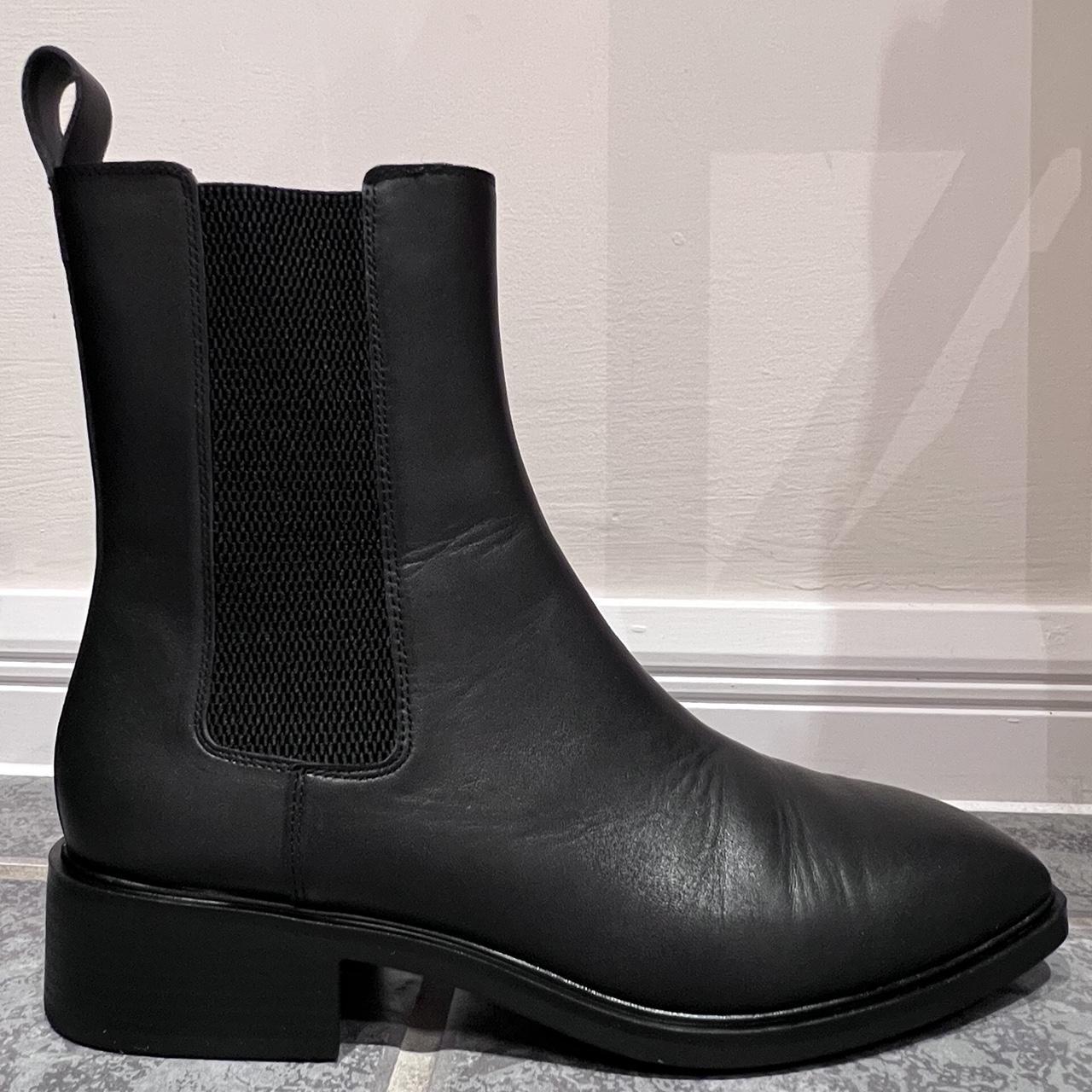 Chelsea boots black M S chisel toe. Size 8 very. Depop