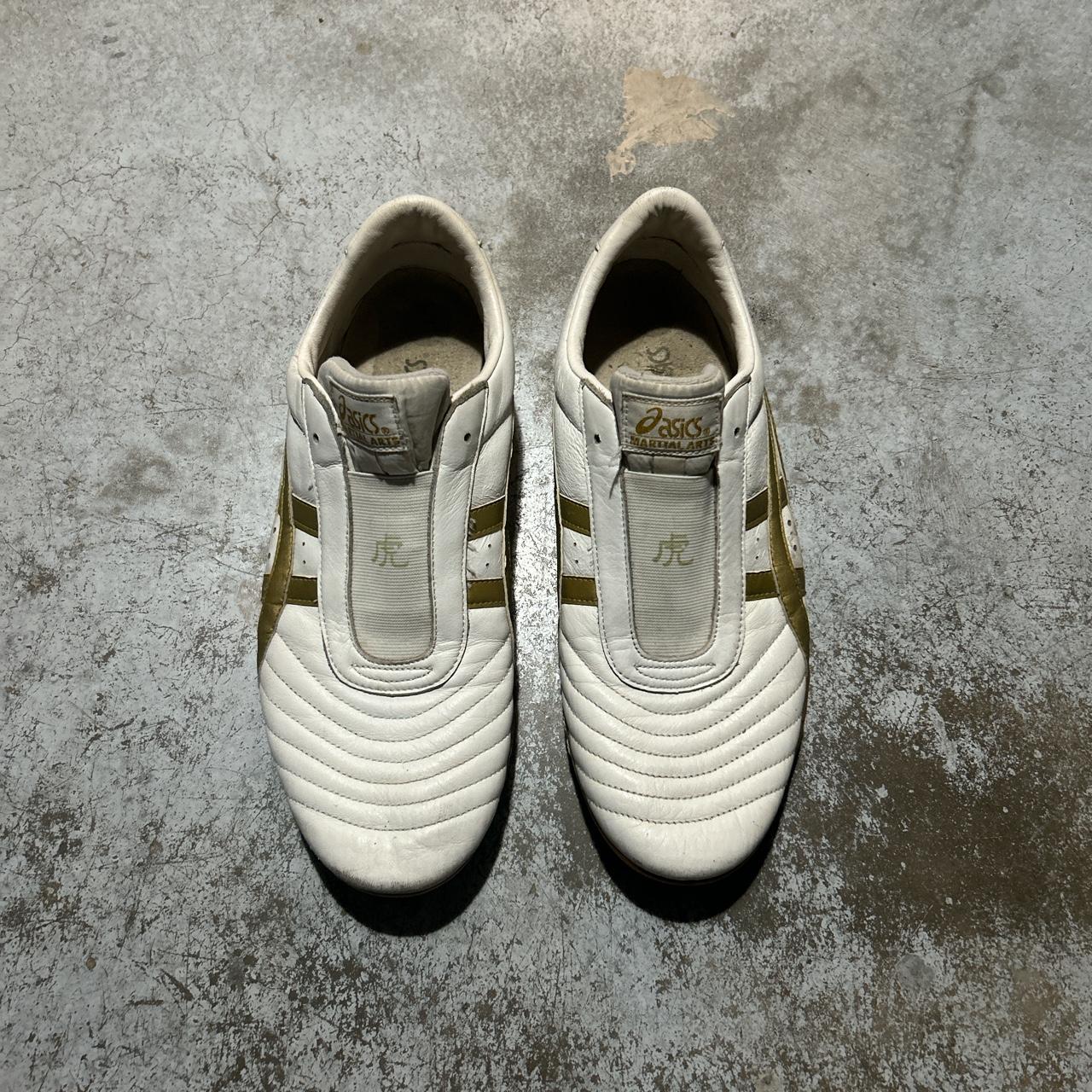 bruce lee asics shoes