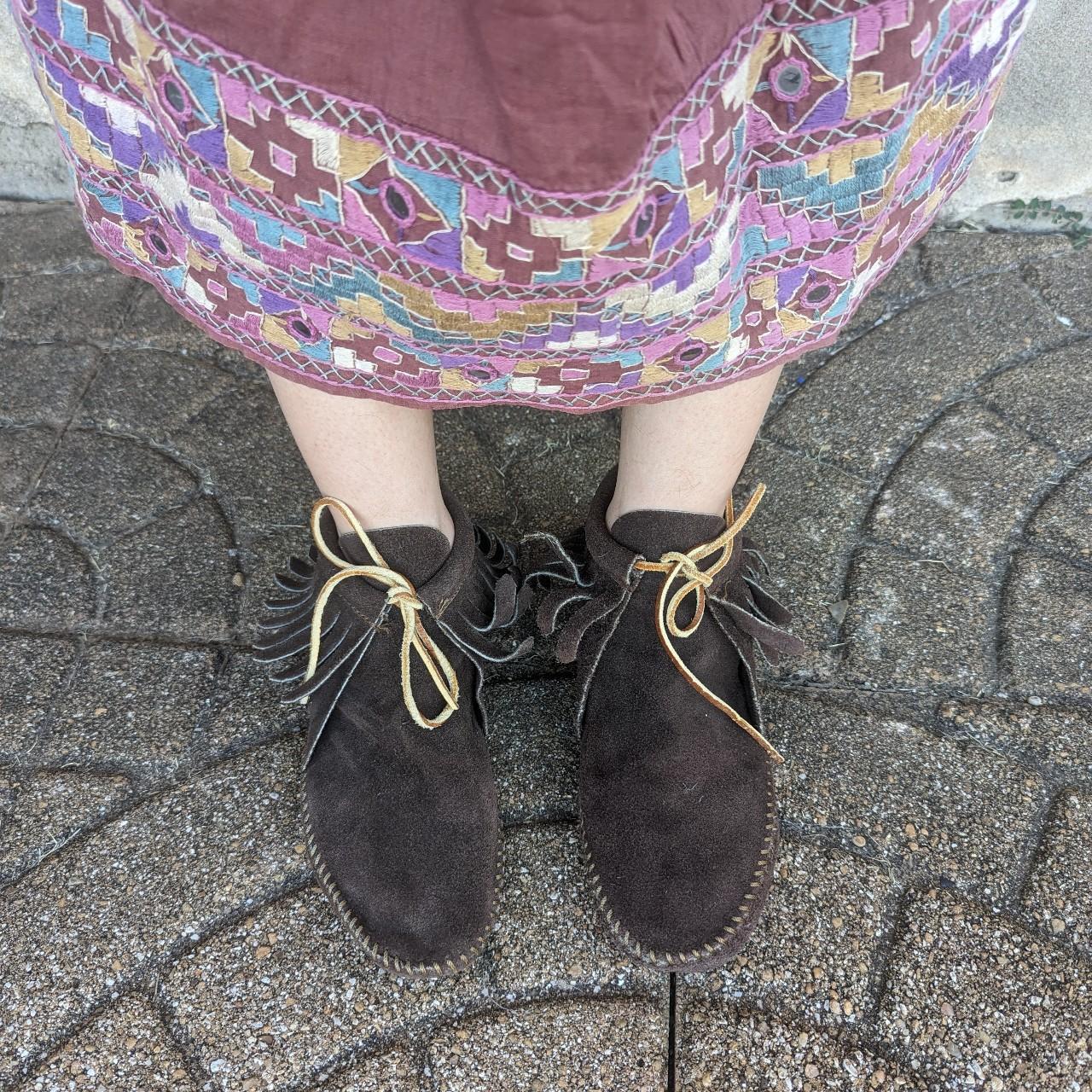 minnetonka leather mules