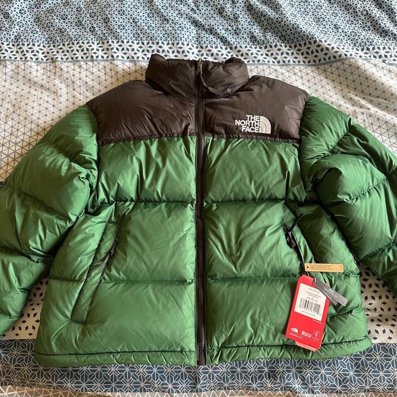 LAST ONE LEFT! Green North Face puffer jacket 700... - Depop