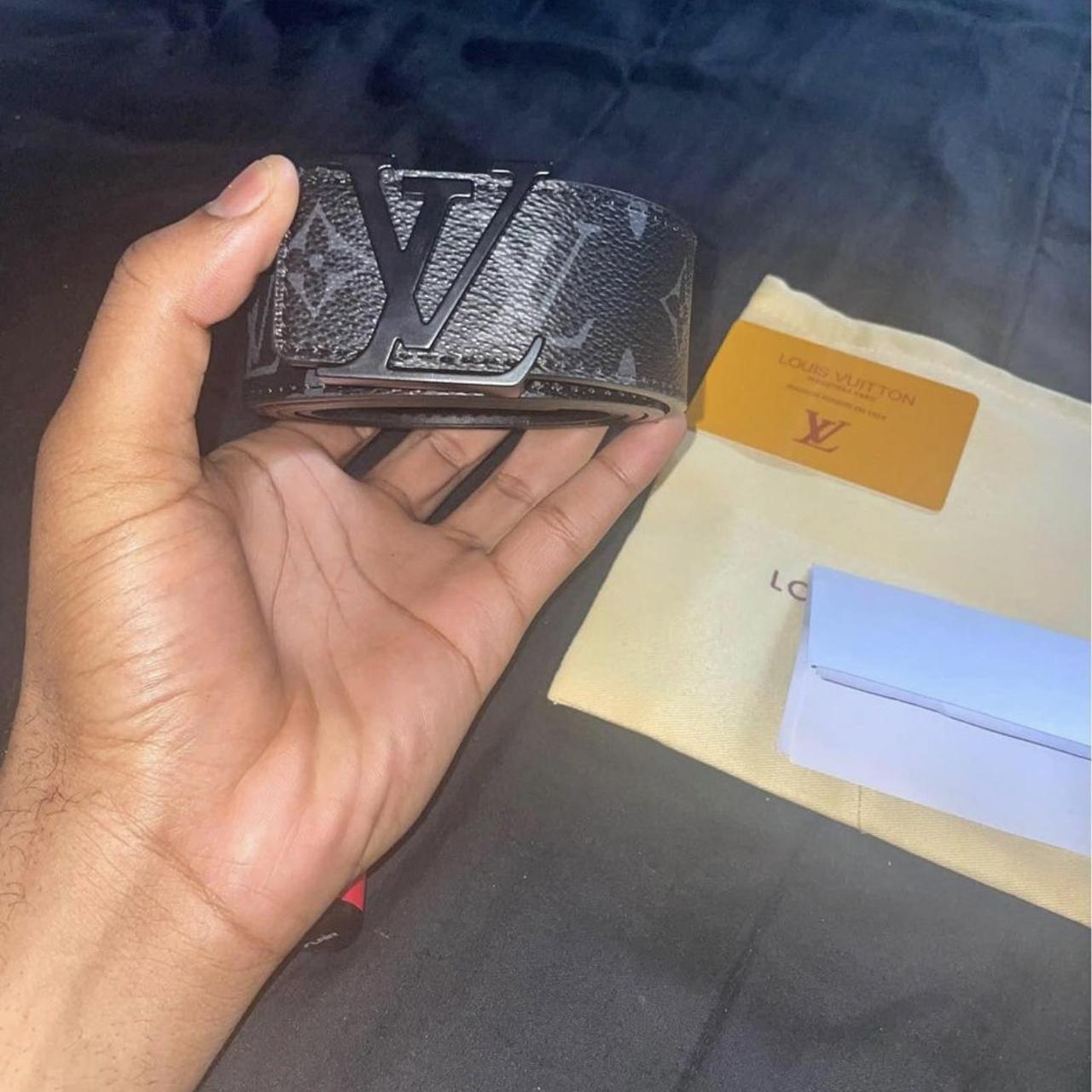 Black louis vuitton supreme hot sale belt