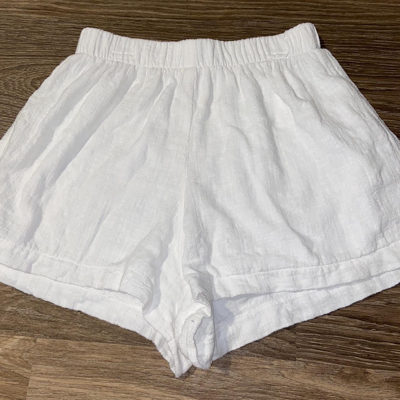 Brandy Melville white linen shorts with pockets size... - Depop