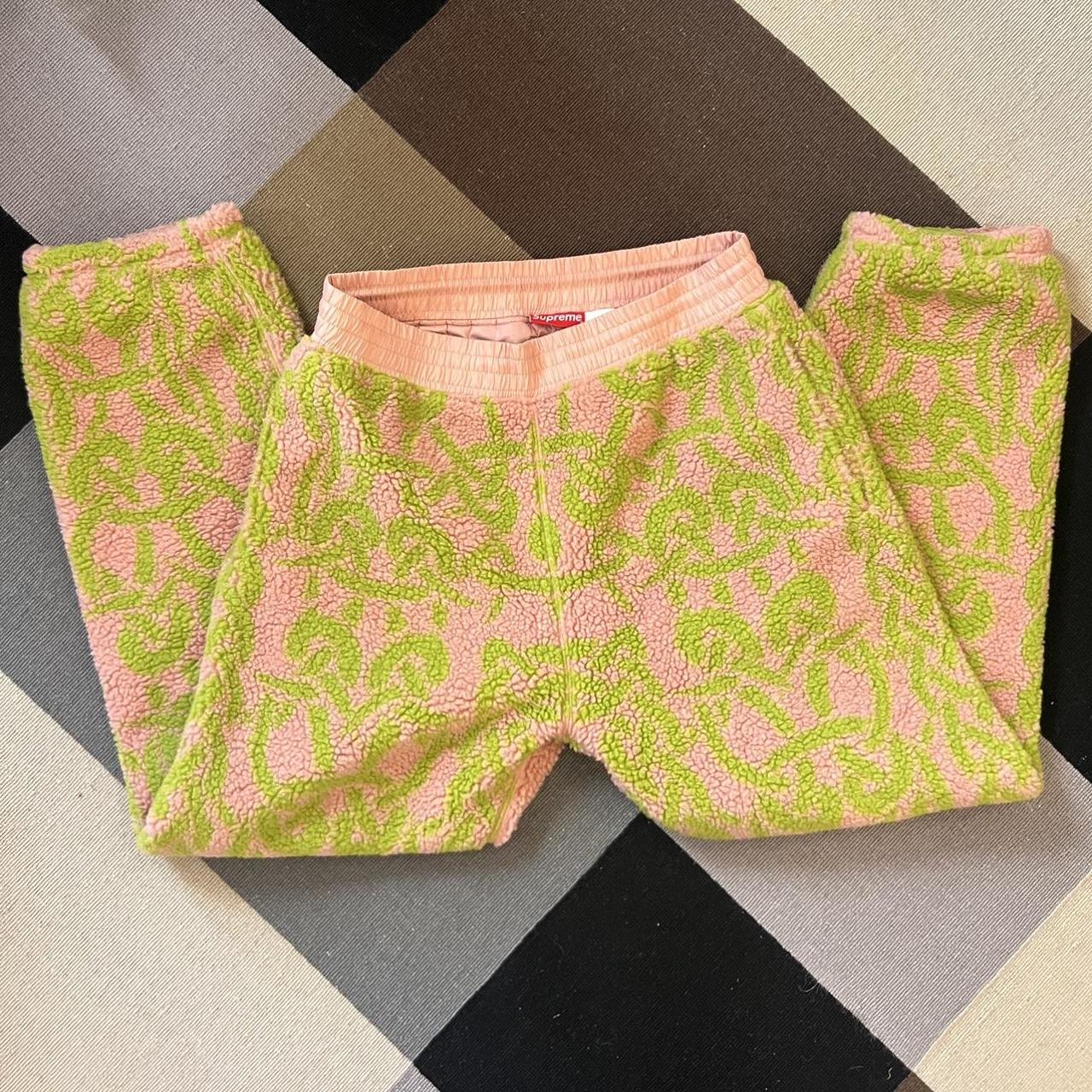 Supreme WINDSTOPPER pants, Sz medium, Pink/green...