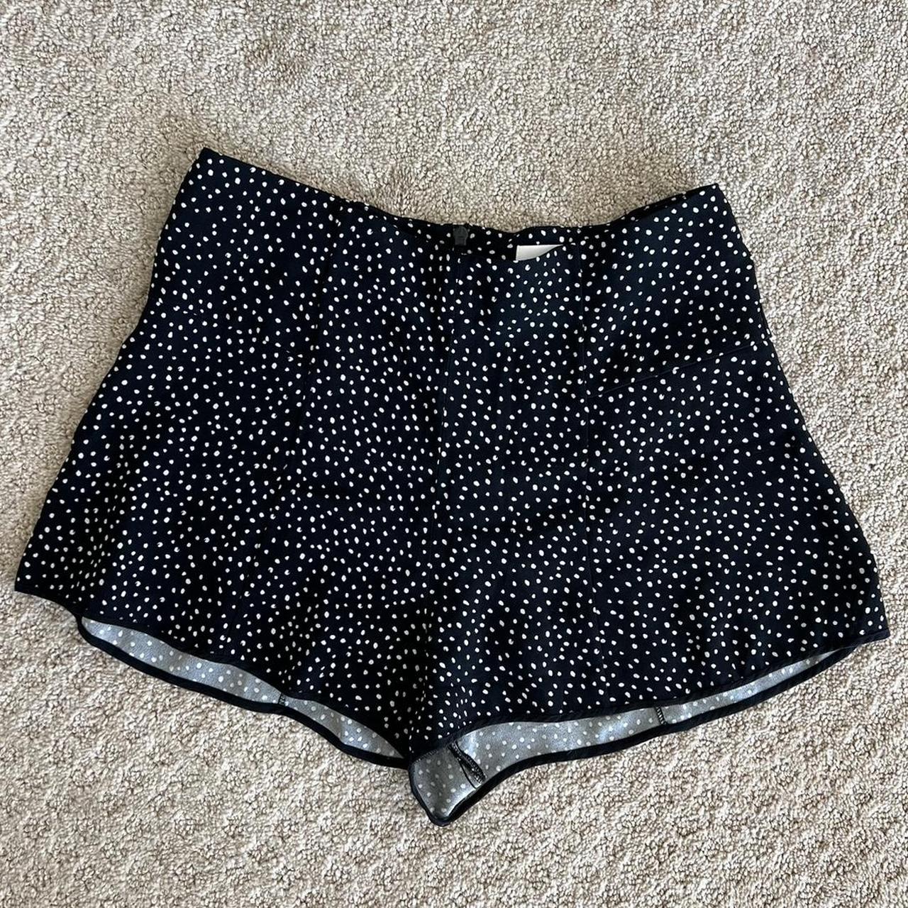 item listed by luumonkey