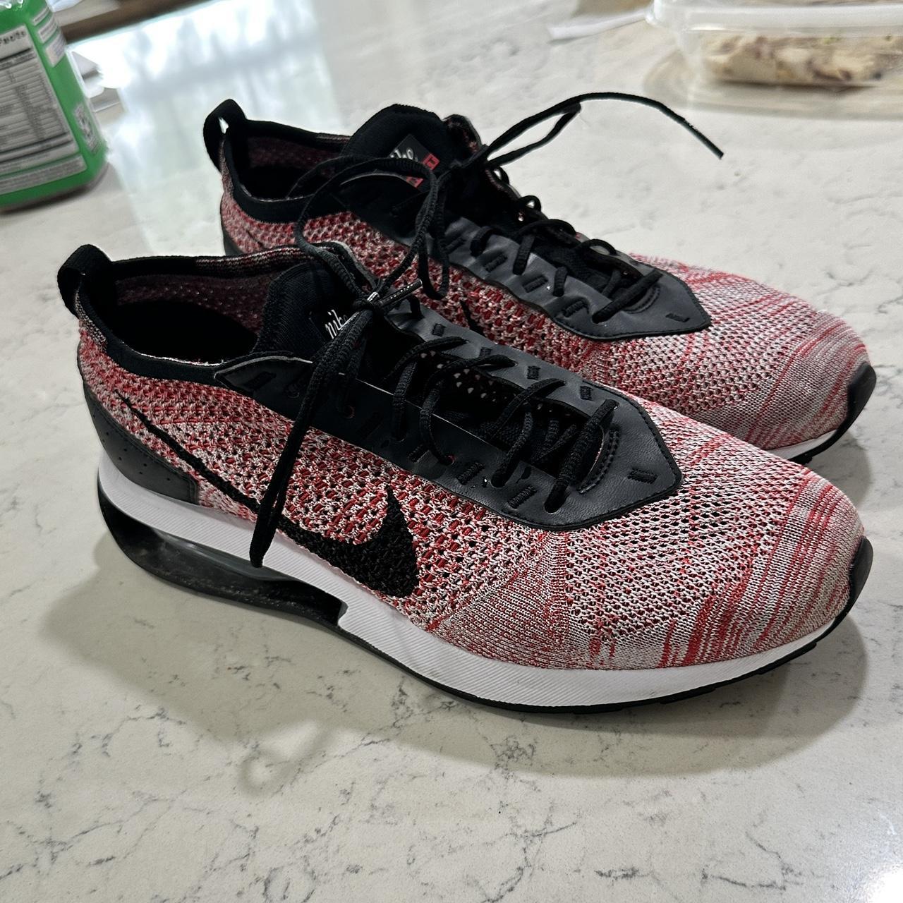 flyknit racer size 10