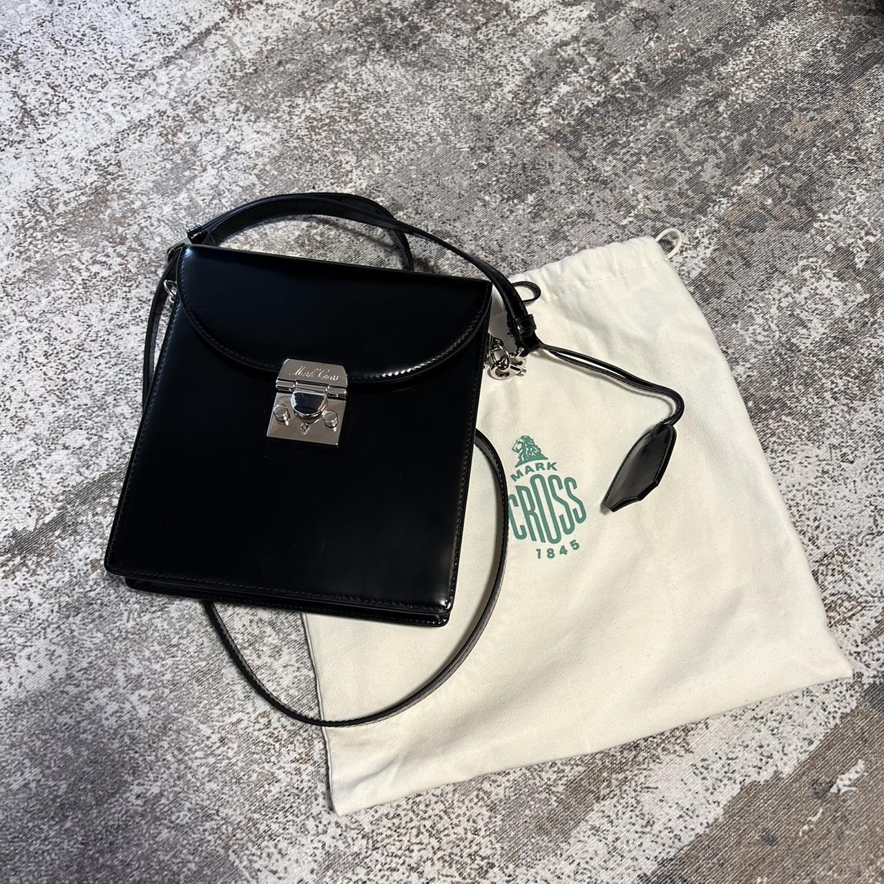 item listed by helmutmaxie