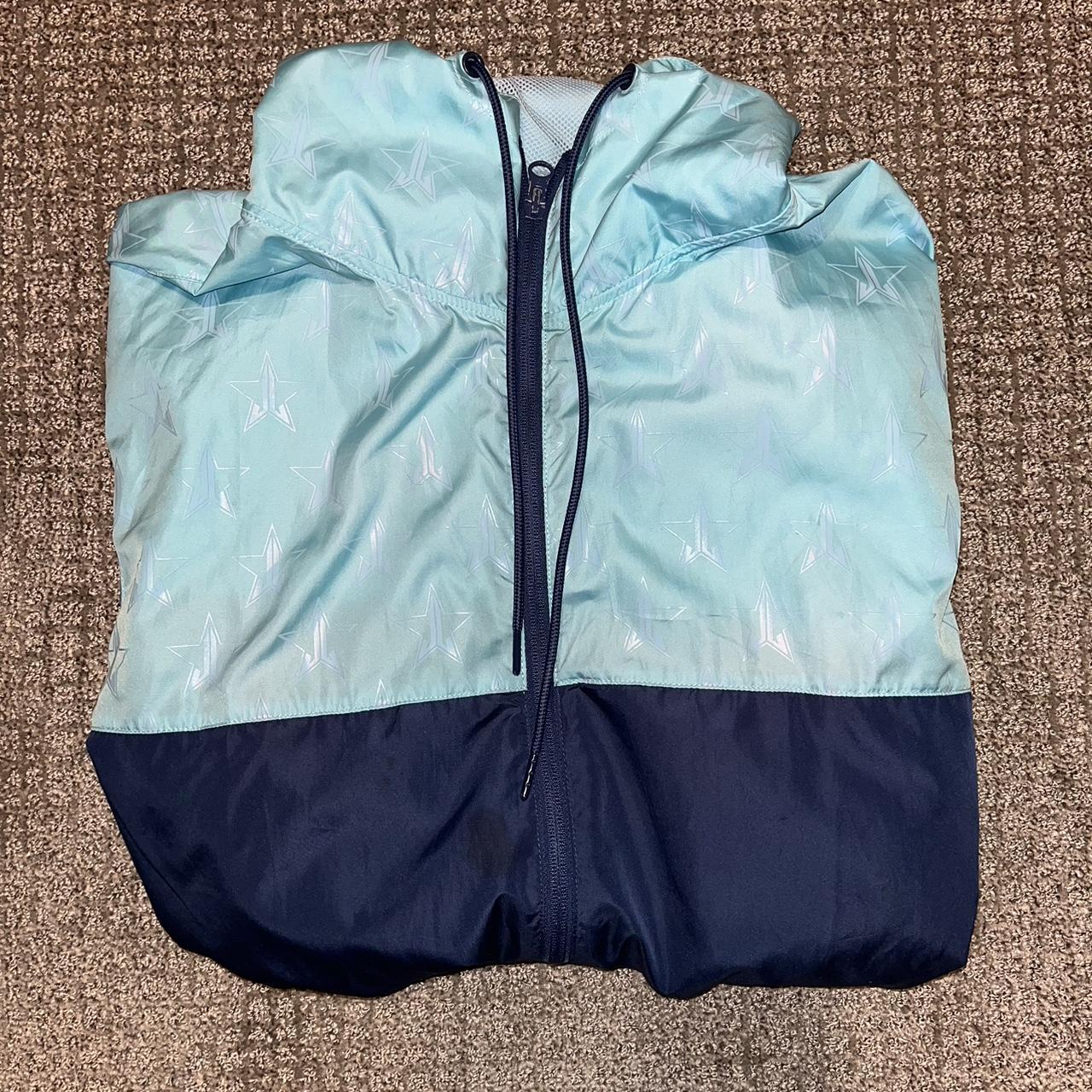 Jeffree Star deals Windbreaker