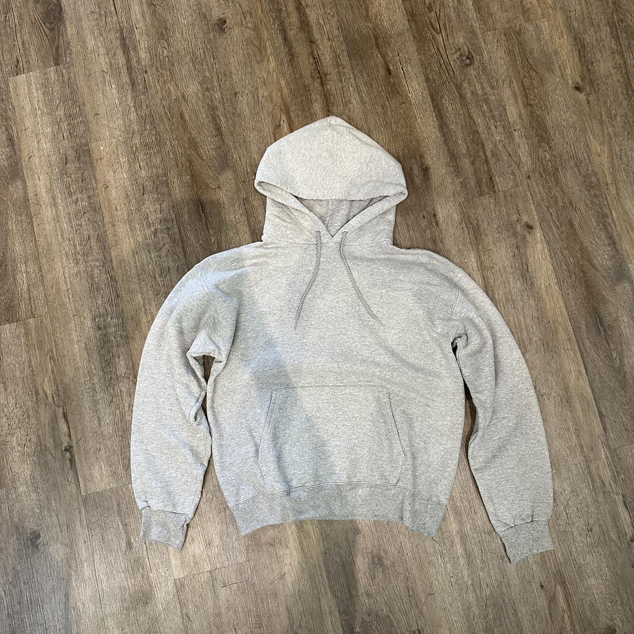 Super soft SC&CO size XL grey hoody with strings. - Depop