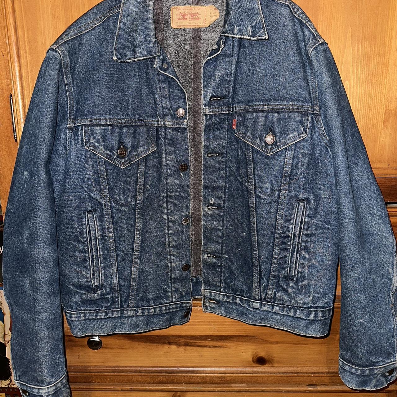 Levi's Vintage cheapest Men's Trucker Denim Jean Jacket 70506-0216 Size 44