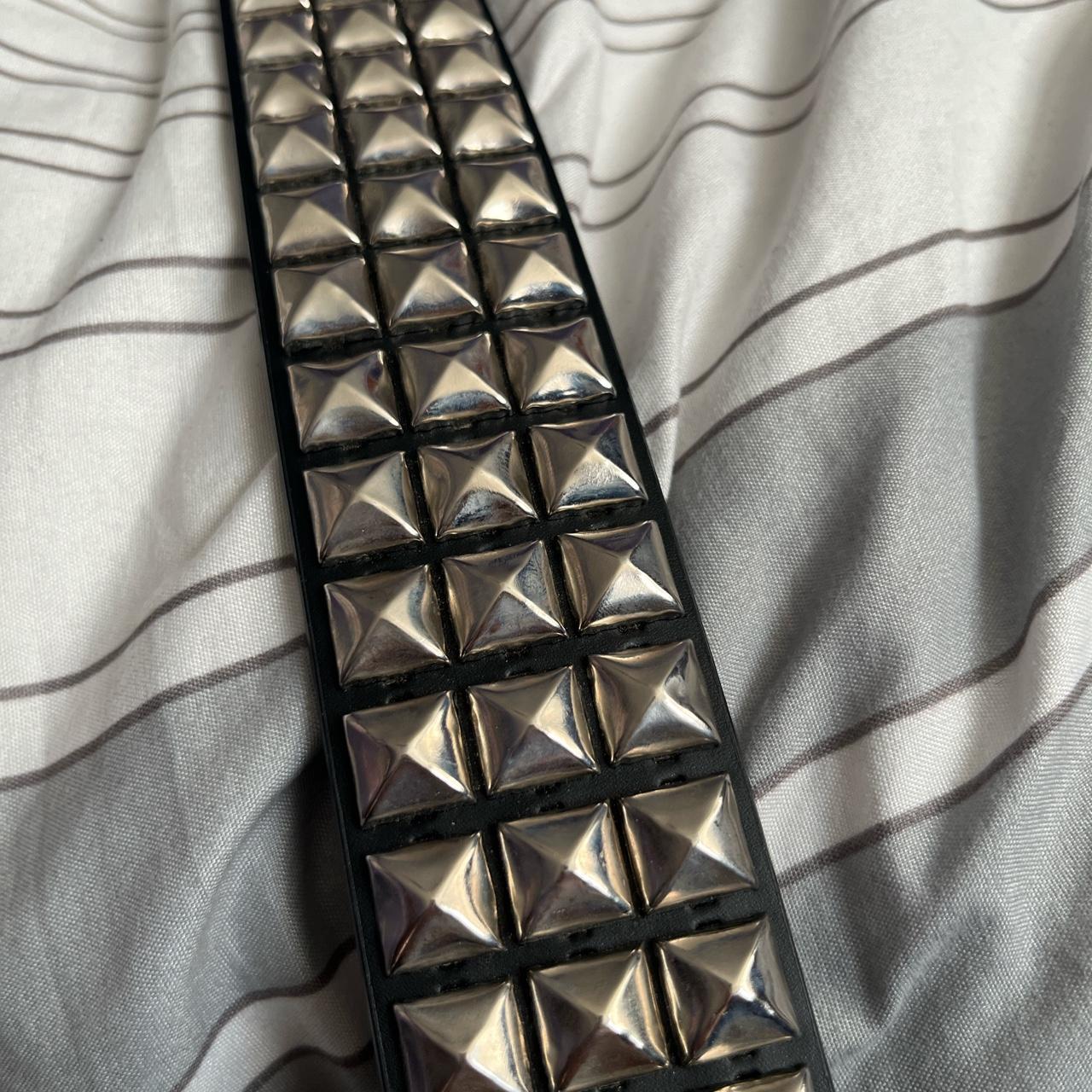 ⊹ ｡ﾟ 𓈒 𓏸 silver studded belt, from hot topic... - Depop