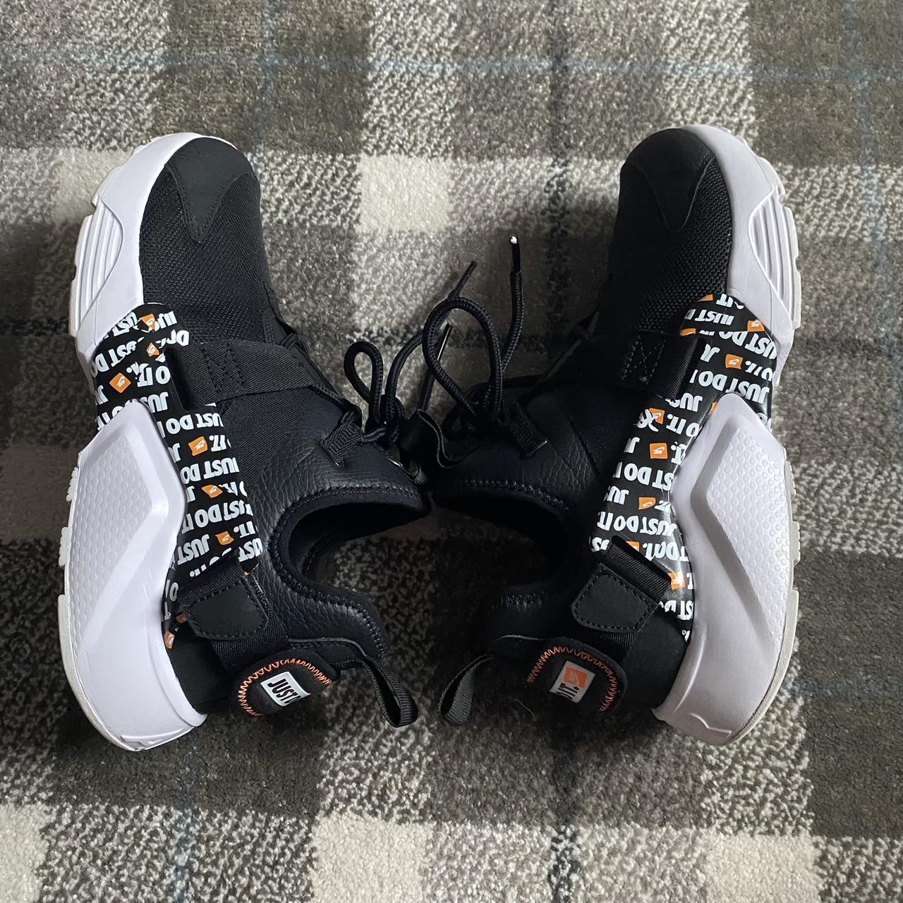 huaraches just do it