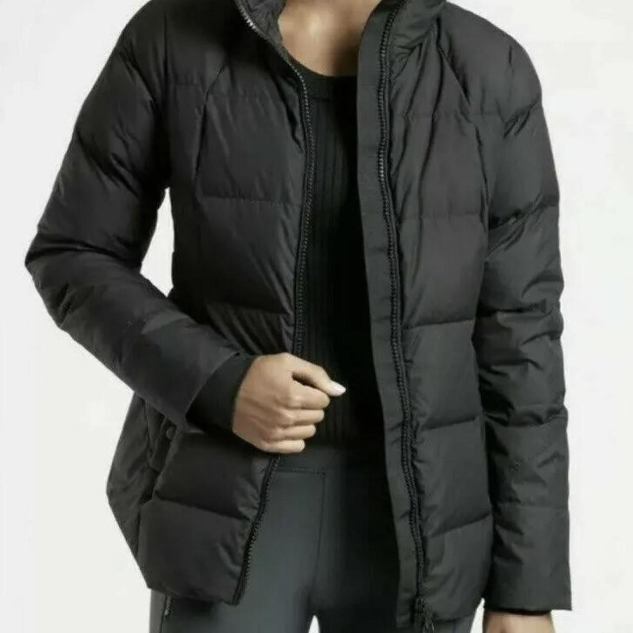 Athleta Downtown Parka size large Never worn, brand... Depop