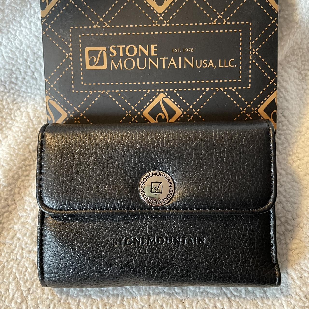 Stone Mountain Women's Wallet - Black