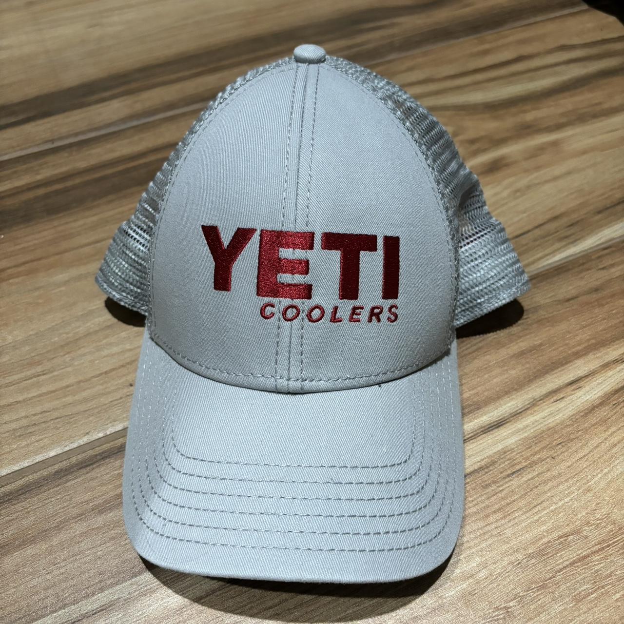 YETI Mens Trucker Hat