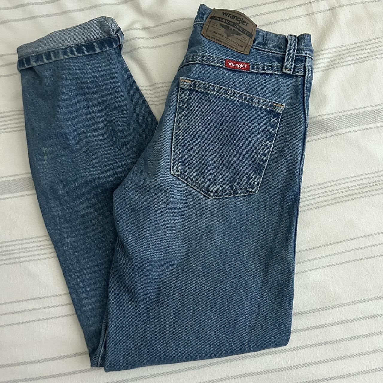 Vintage Wrangler mom jeans (size 29, run small) - Depop