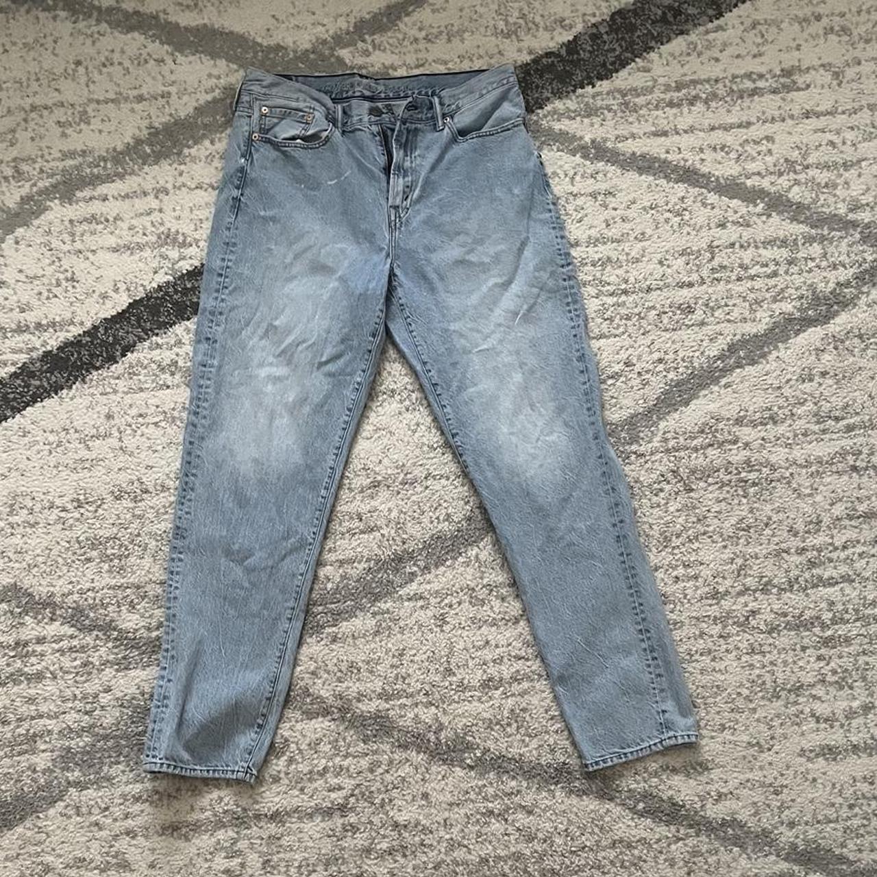 American Eagle men’s light wash relaxed fit jeans - Depop
