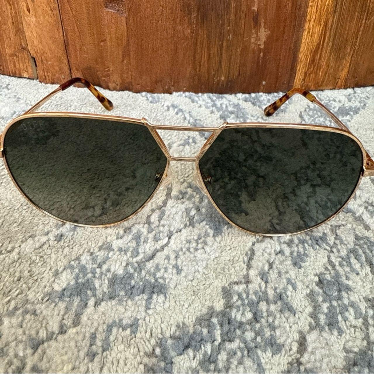 DIFF Women's Sunglasses - Gold – Diff Women’s DEV… - image 2