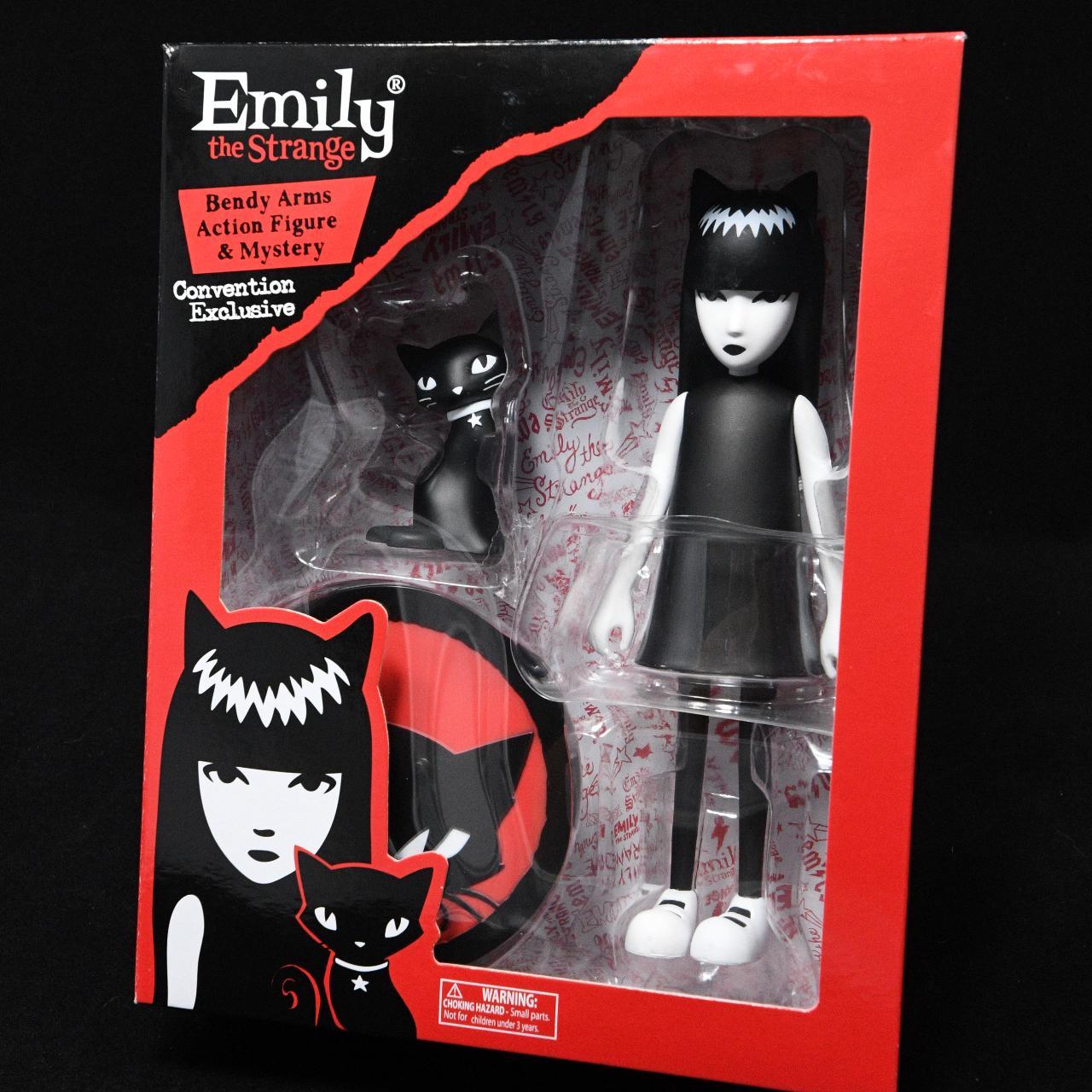 2023 SDCC Exclusive Emily the Strange Bendy Figure | Depop