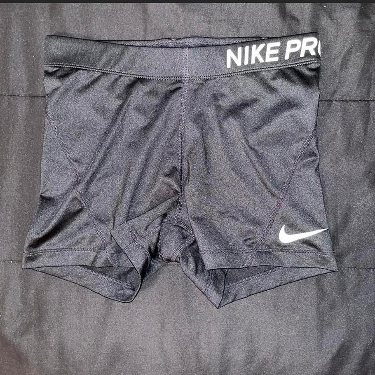 black nike pro shorts