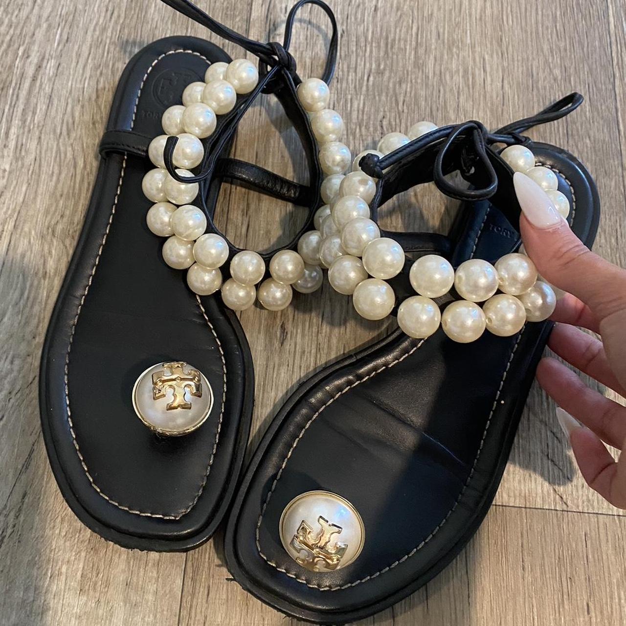 Tory burch clearance pearl flip flops