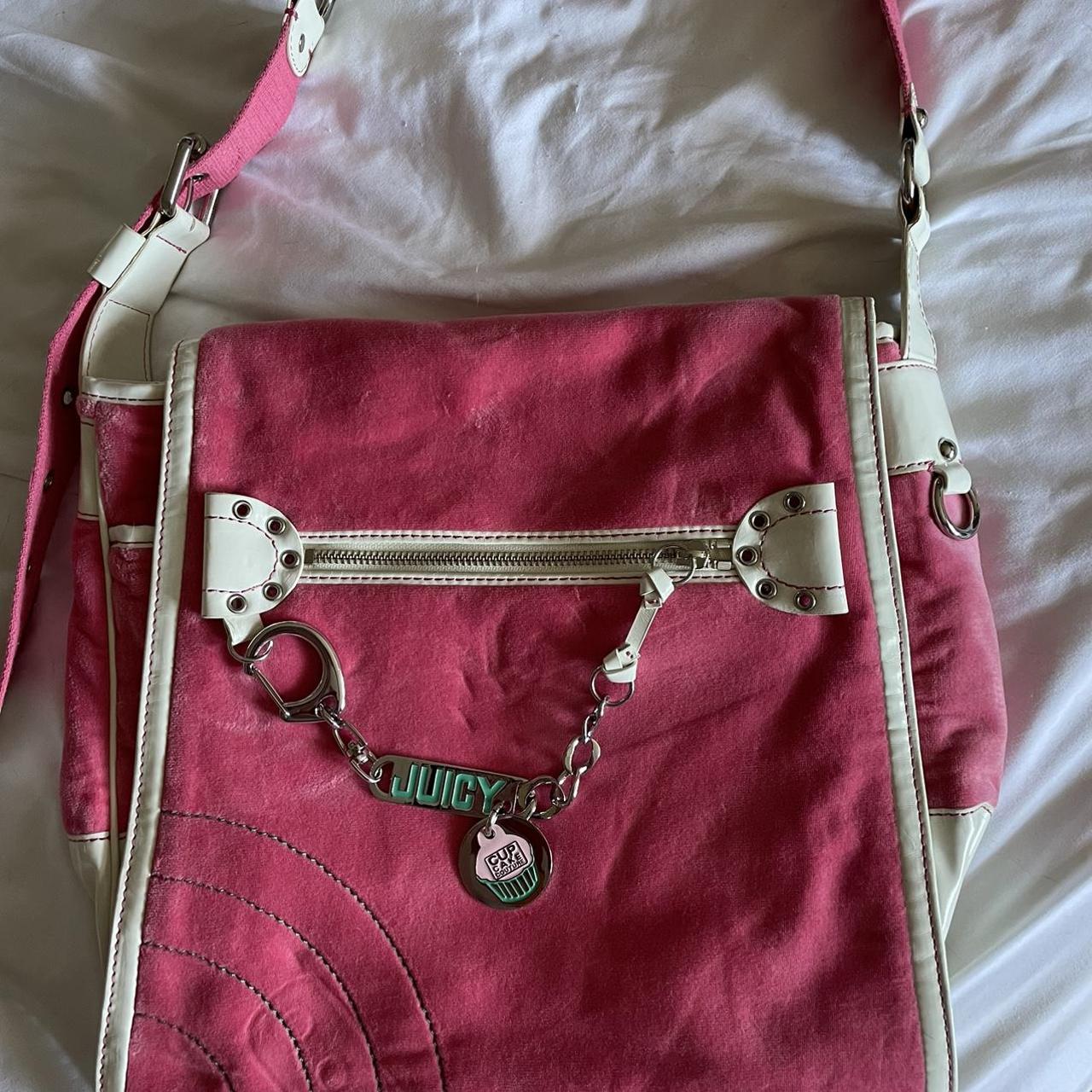 *****SOLD******Juicy Couture messenger offers bag