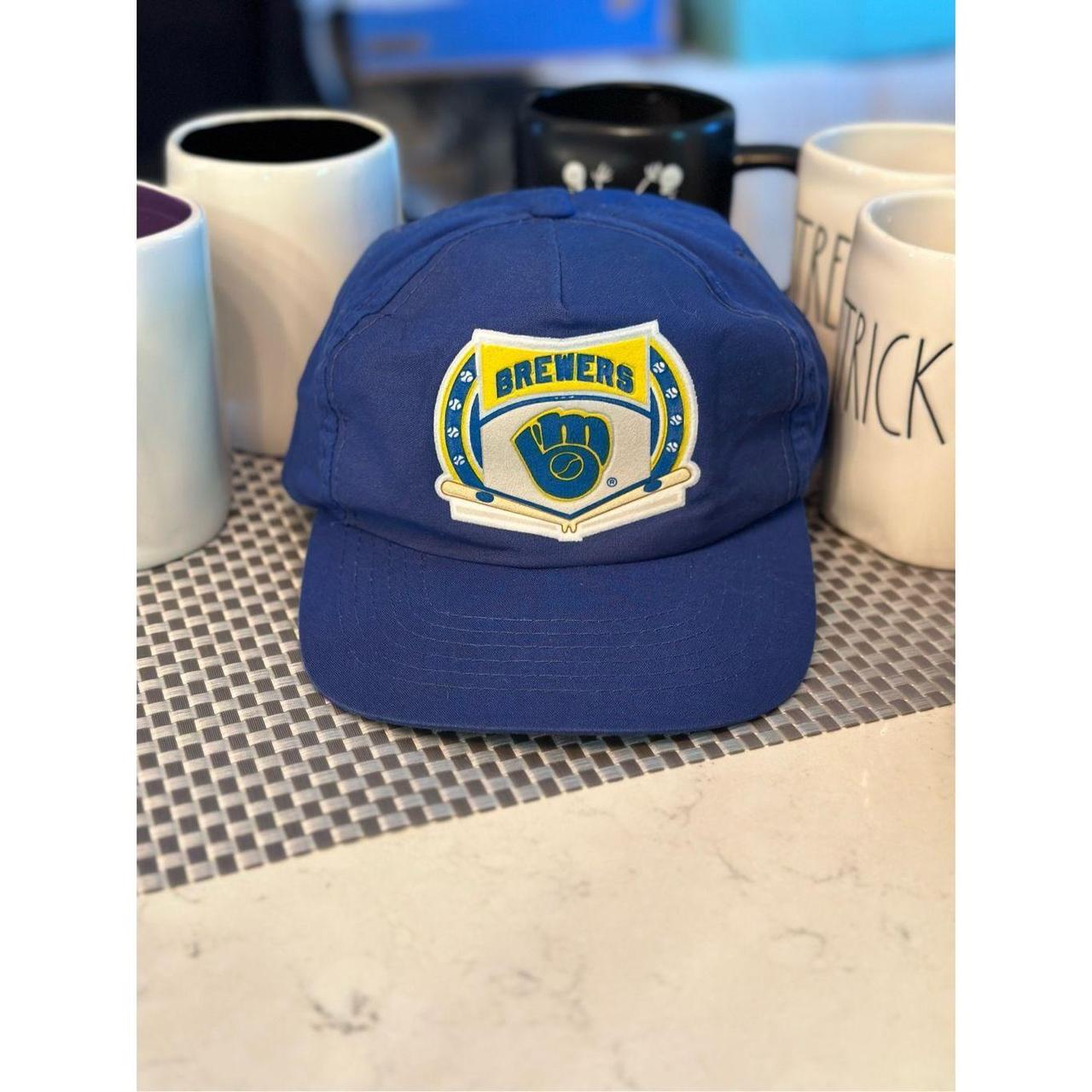 Vintage 80s Milwaukee Brewers MLB Baseball - Depop